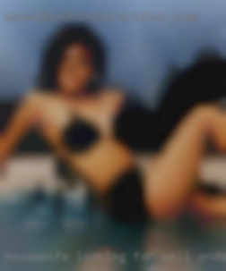 housewife looking for well endowed men
